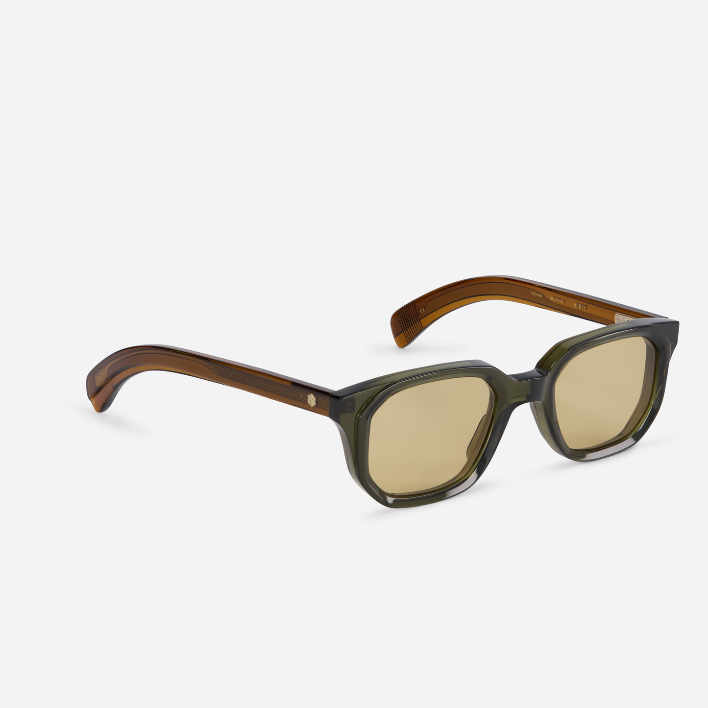 Introducing the Aliot B-1, where the elegance of a Japanese acetate frame meets the boldness of Bombardier color, complemented by eye-catching yellow-brown lenses.