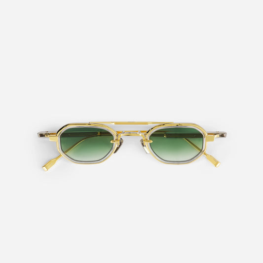 Avior YG/P-1 sunglasses in yellow gold with green gradient lenses. A sleek design for everyday wear.