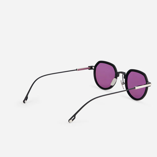Elevate your look with Belel-T S2205 sunglasses, showcasing striking purple lenses and a sleek black insert.