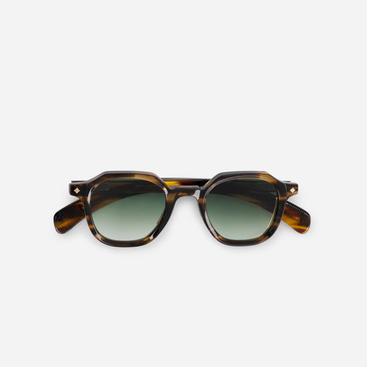 The Perse CT-1 features a Japanese acetate frame in Coyote tortoise color with gradient green lenses.