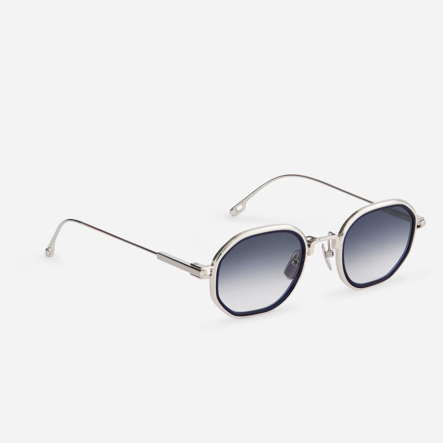 Toliman-T S3301 sunglasses, meticulously crafted in pure silver titanium, showcasing gray gradient lenses and a mesmerizing midnight blue insert.