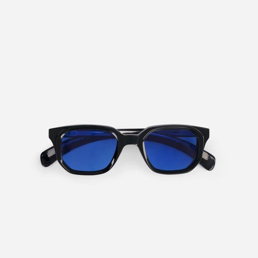 Blue Lenses for Stylish Vision: Explore the world in a new light with black Sato Aliot glasses and their blue lenses.